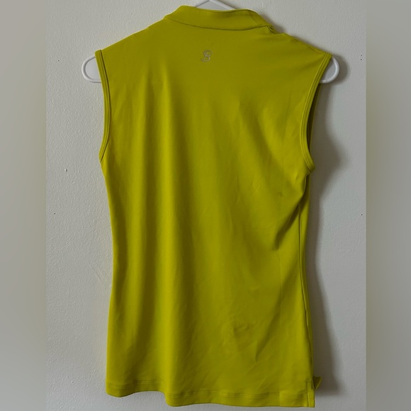 Sofibella Sleeveless Zip Golf Top - Picture 4 of 4